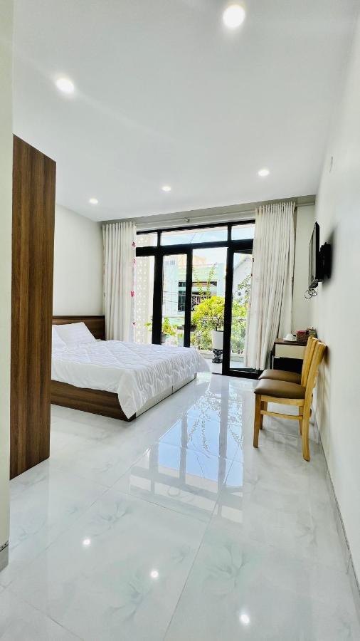 Co Ba Homestay Куи Нхон Екстериор снимка